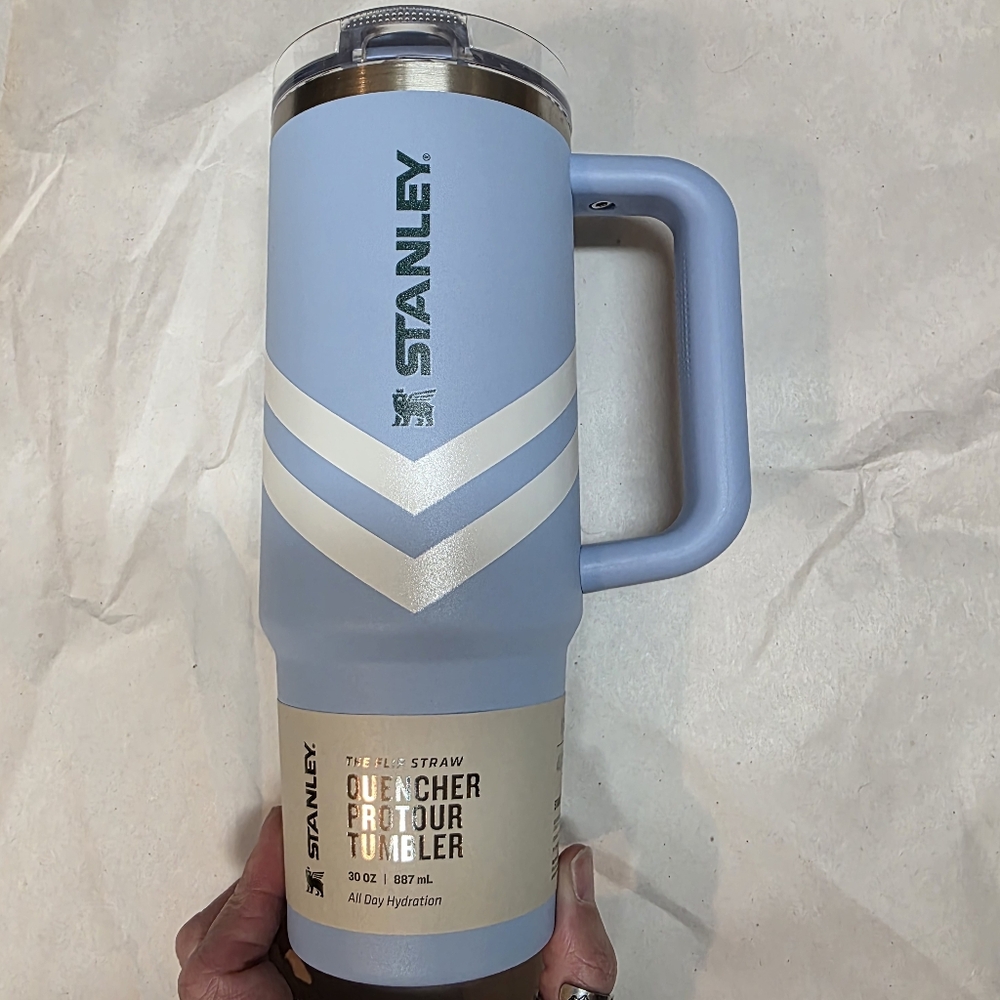 Stanley Protour Tumbler 30 Oz. - Cornflower Chevron | NWT